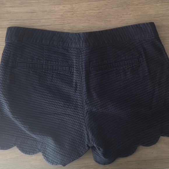 Lilly Pulitzer Blue High Waist Scalloped Shorts - Picture 3 of 3